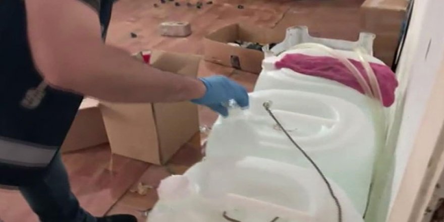 Arnavutköy'de villaya sahte içki operasyonu