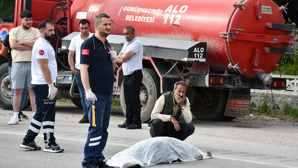 Amasya'da feci kaza: Genç kız can verdi