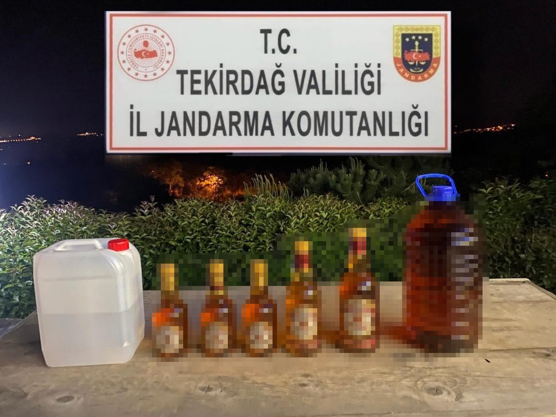 Tekirdağ’da peş peşe operasyonlar: Silah, kaçak içki ve uyuşturucu ele geçirildi