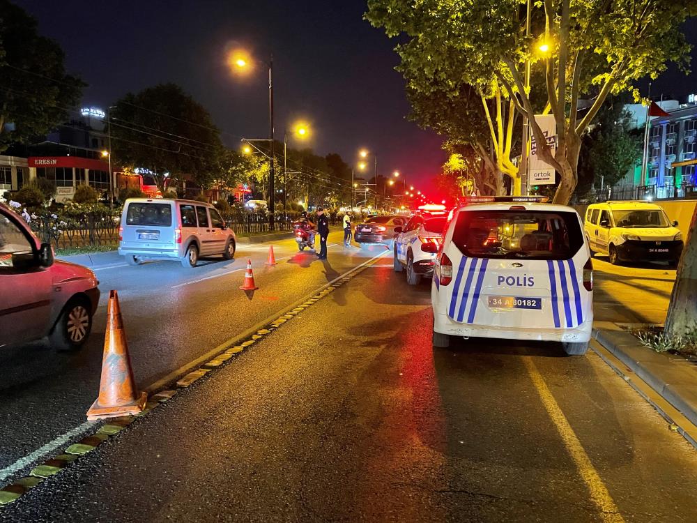 İstanbul genelinde huzur uygulaması: Araçlar didik didik arandı