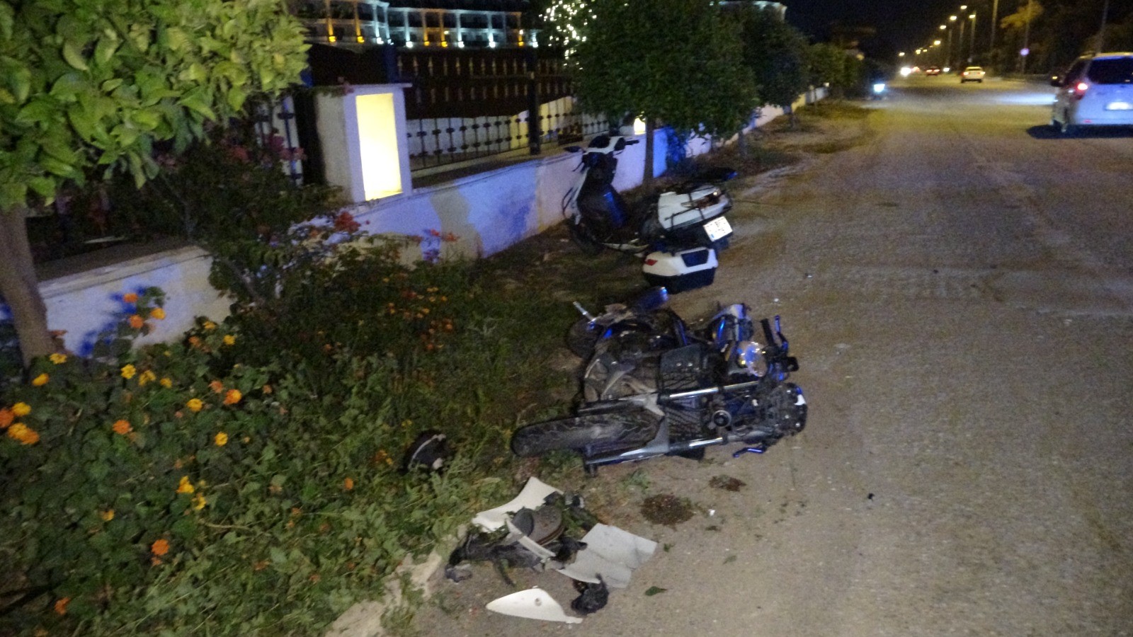Manavgat'ta 2 motosiklet çarpıştı: 3 Kişi yaralandı