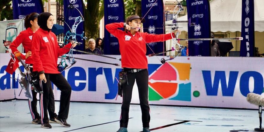 Makaralı Yay Kadın Milli Takımı altın madalya aldı