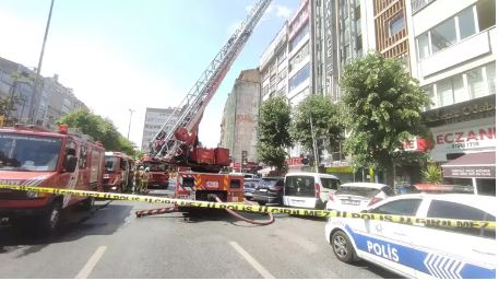 Şişli’de lokantanın bacası alev aldı