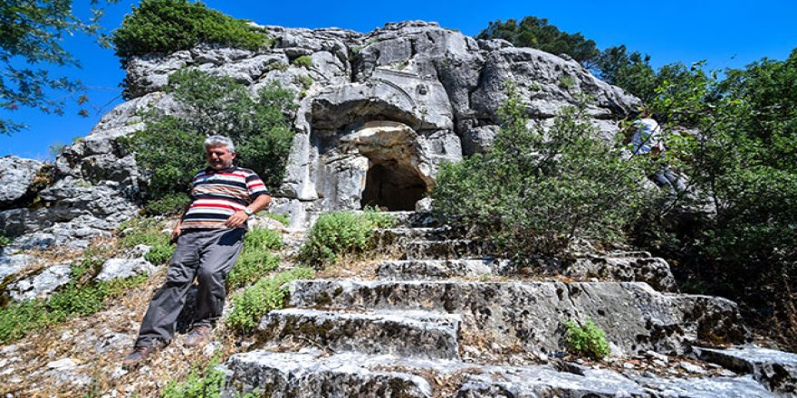 Alanya'daki Ayasofya'da tarih talanı