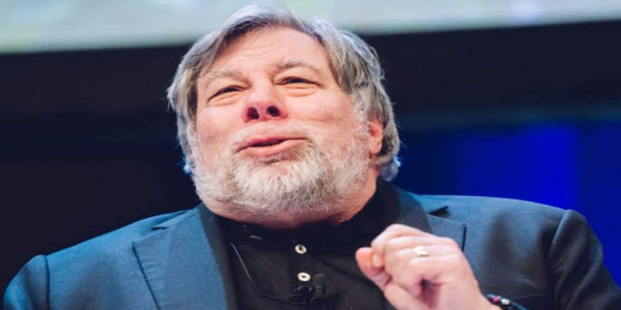 Apple'ın kurucusu Steve Wozniak'tan Facebook'u 'Silin' çağrısı