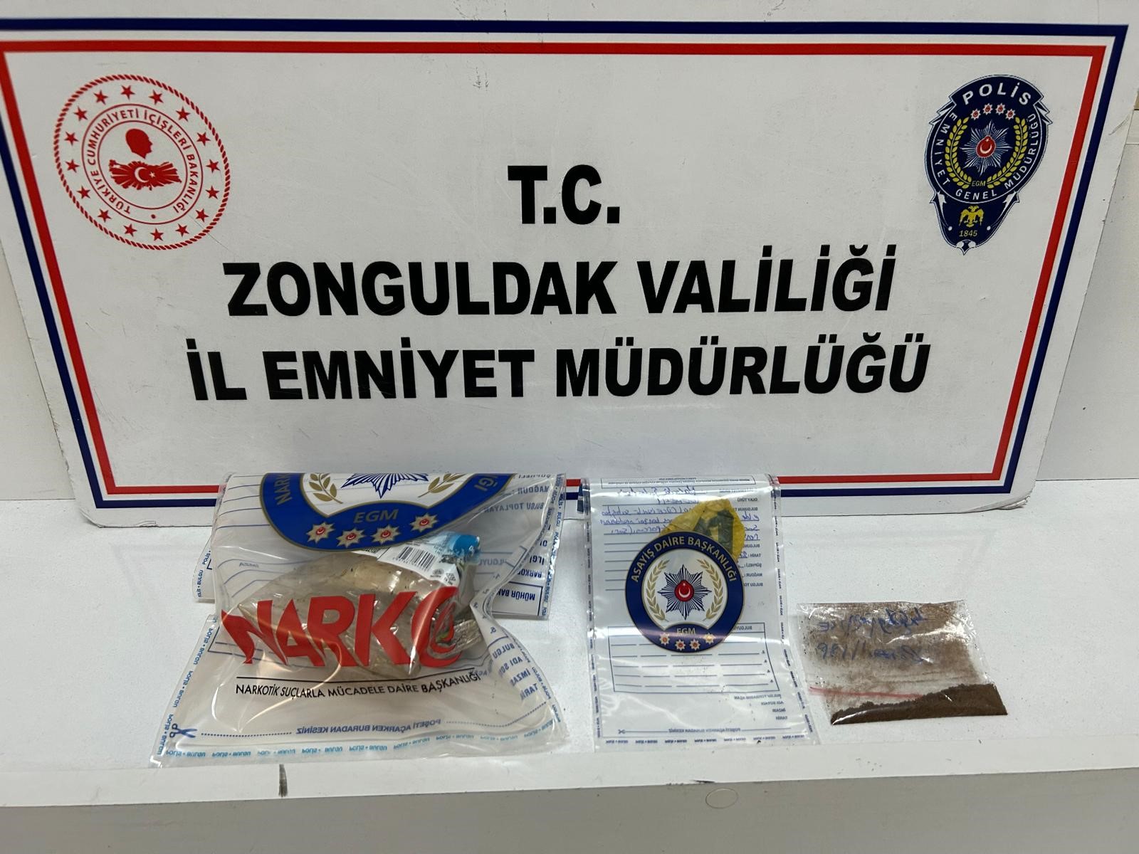 Zonguldak'ta 7 uyuşturucu şüphelisi tutuklandı