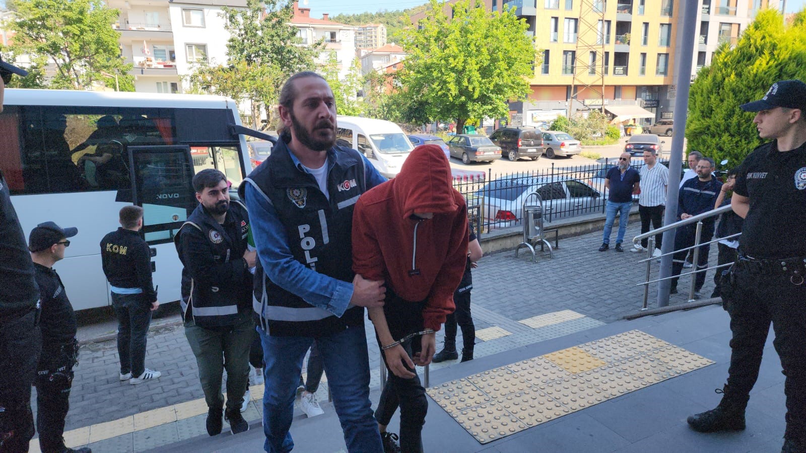 Zonguldak'ta dolandırıcılık operasyonu: 6 tutuklama