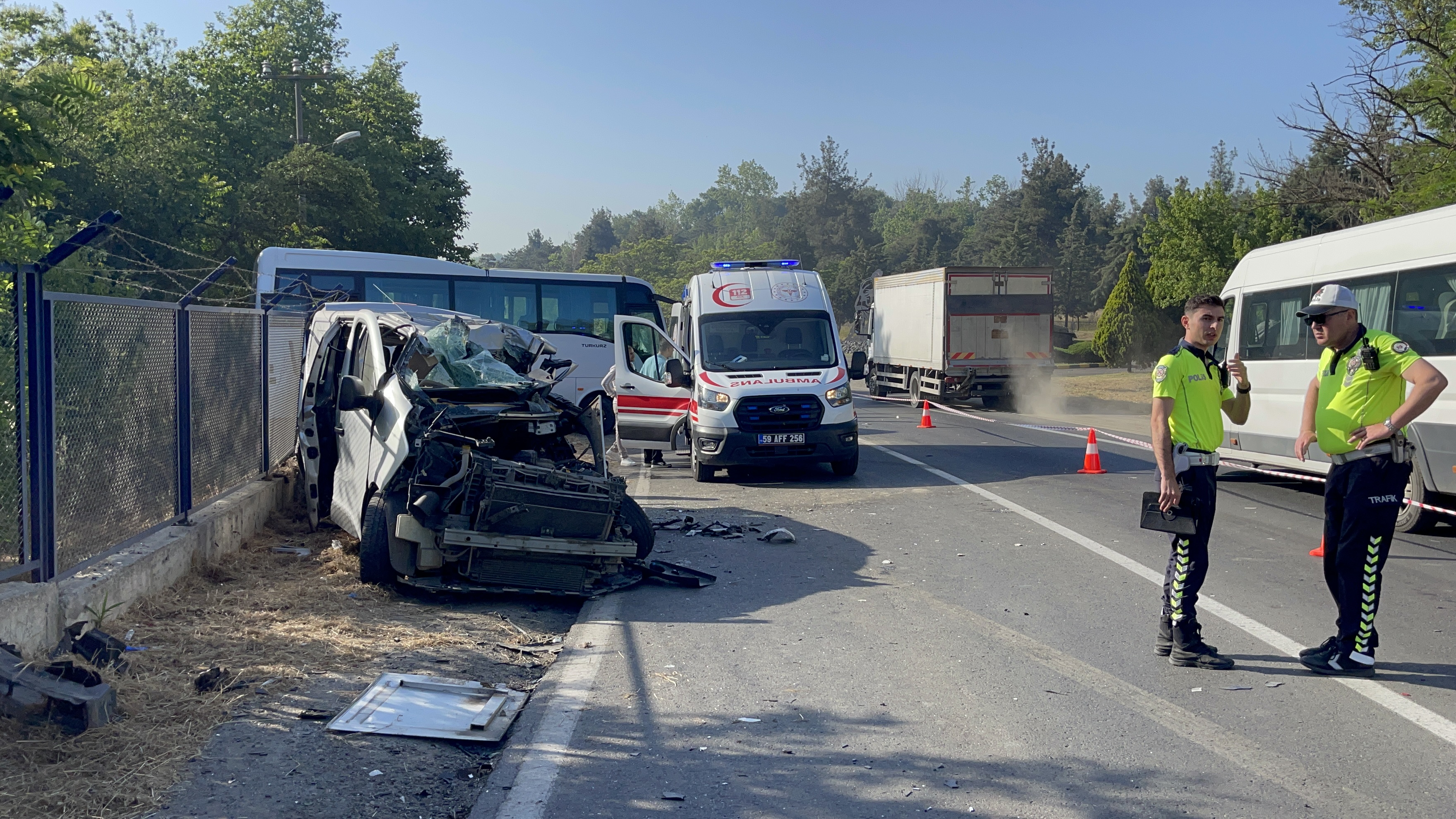 Tekirdağ’da feci kaza: 2 ölü 9 yaralı