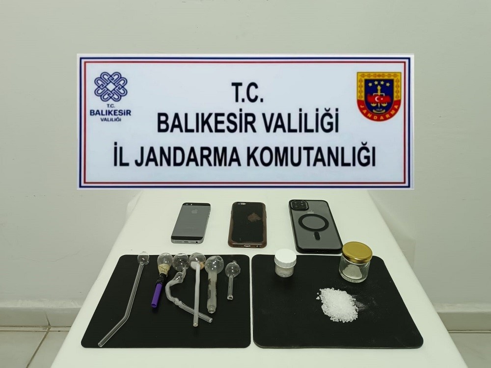 Balıkesir'de uyuşturucu operasyonu