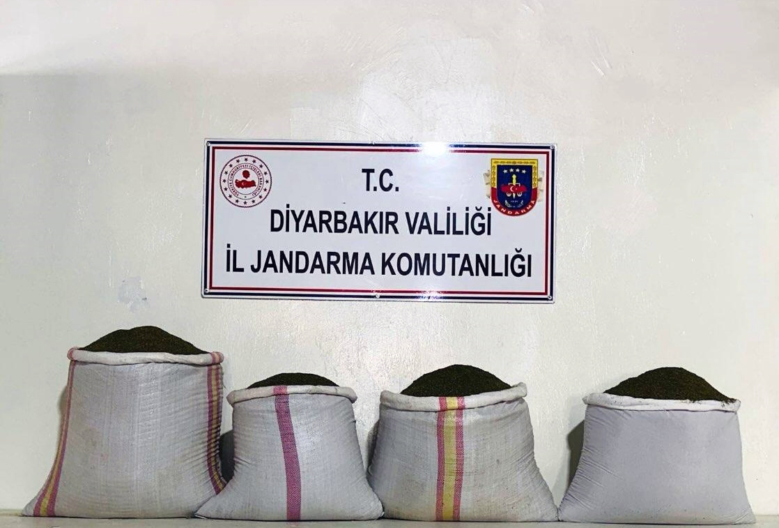 Diyarbakır'da kilolarca esrar ele geçirildi