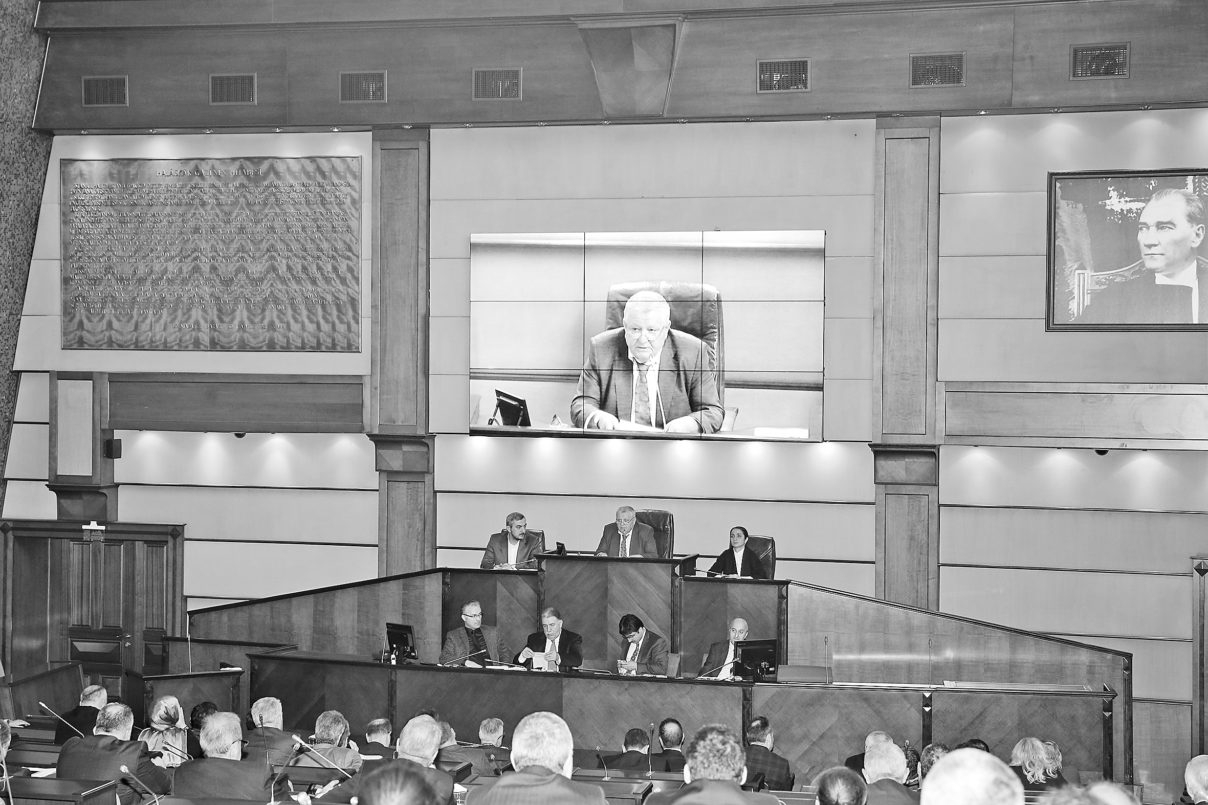 İBB, Rotterdam ile kardeş şehir akdini bozdu