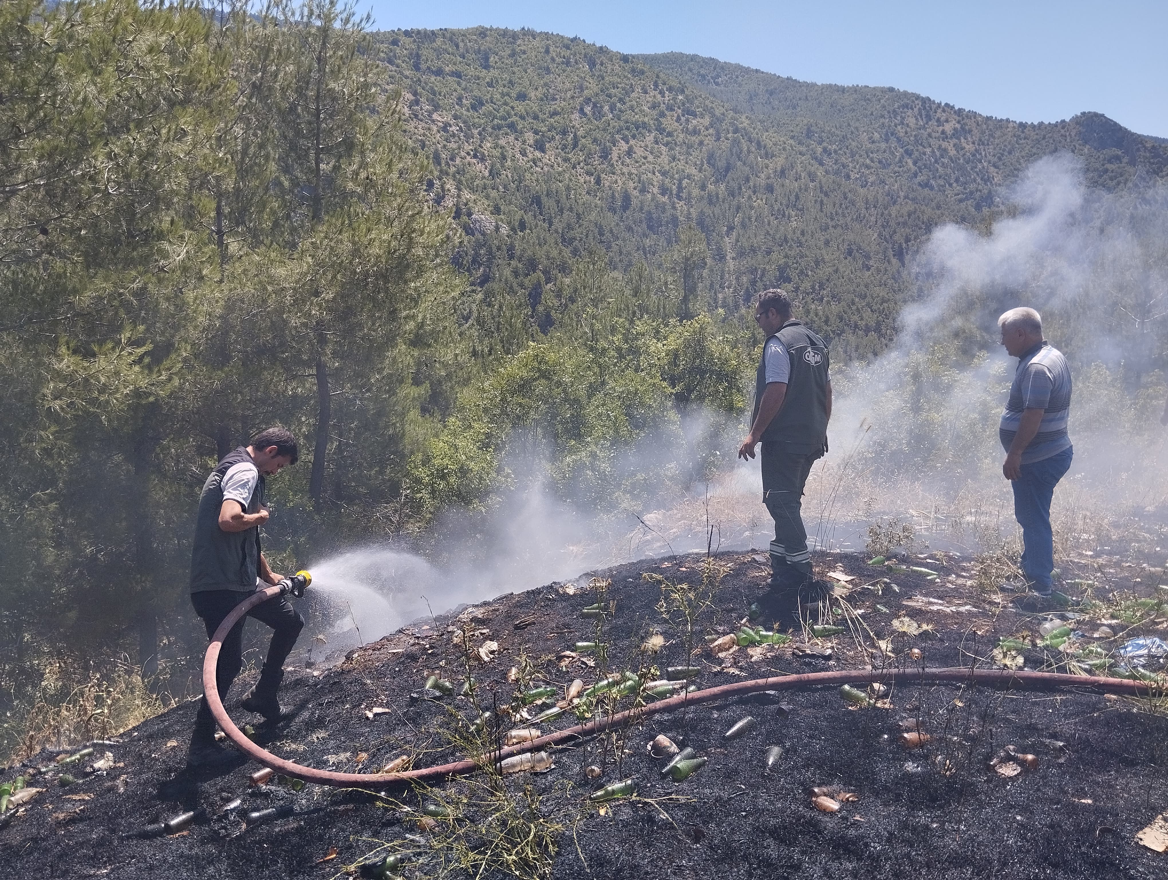 Adana'da yangın: Ekipler seferber oldu