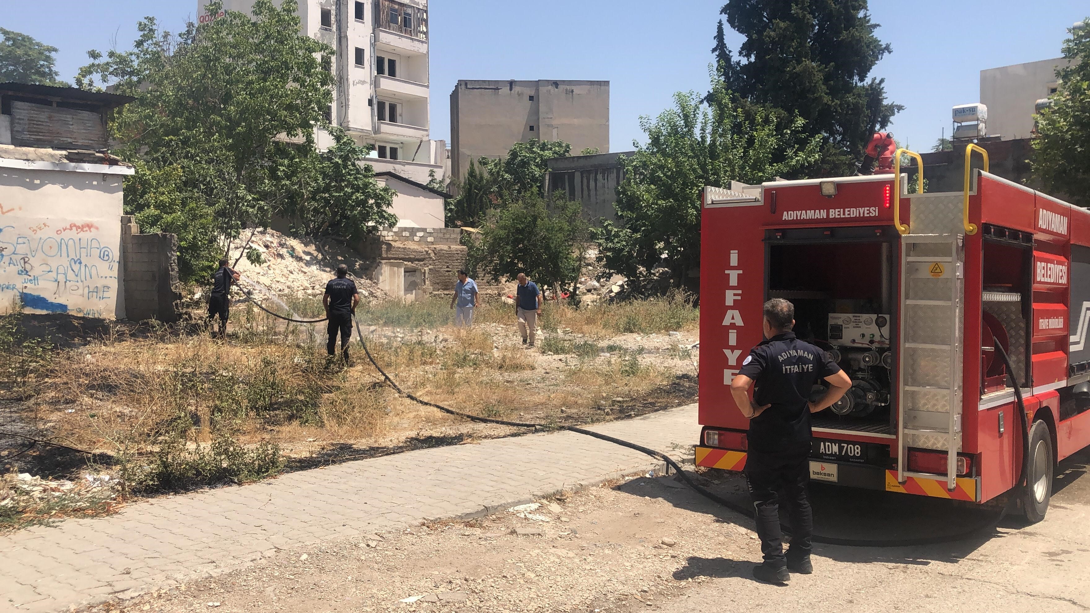 Adıyaman'da ot yangını