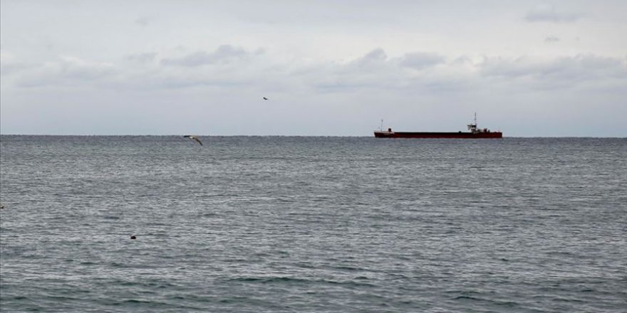 Ukrayna, Rus tankerini alıkoydu