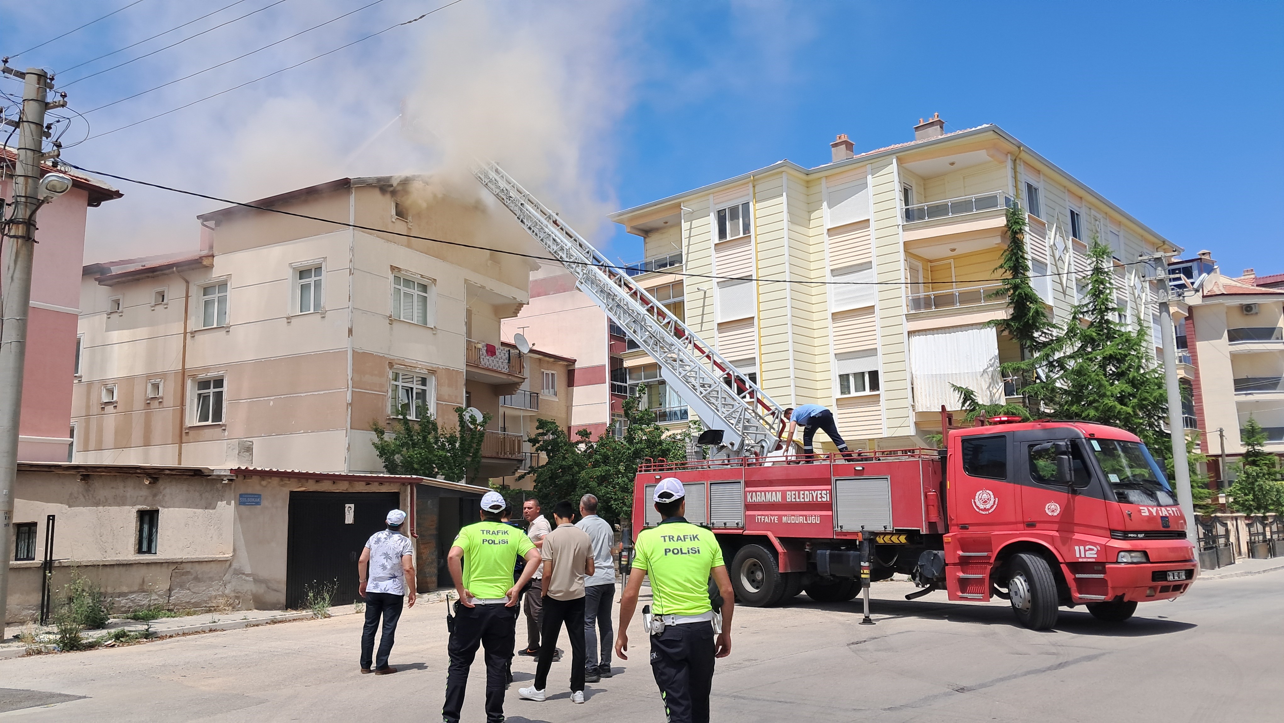 Karaman'da çatı yangını
