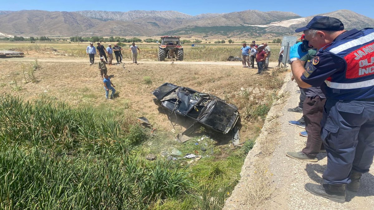 Şarampole uçan otomobilin sürücüsü hayatını kaybetti