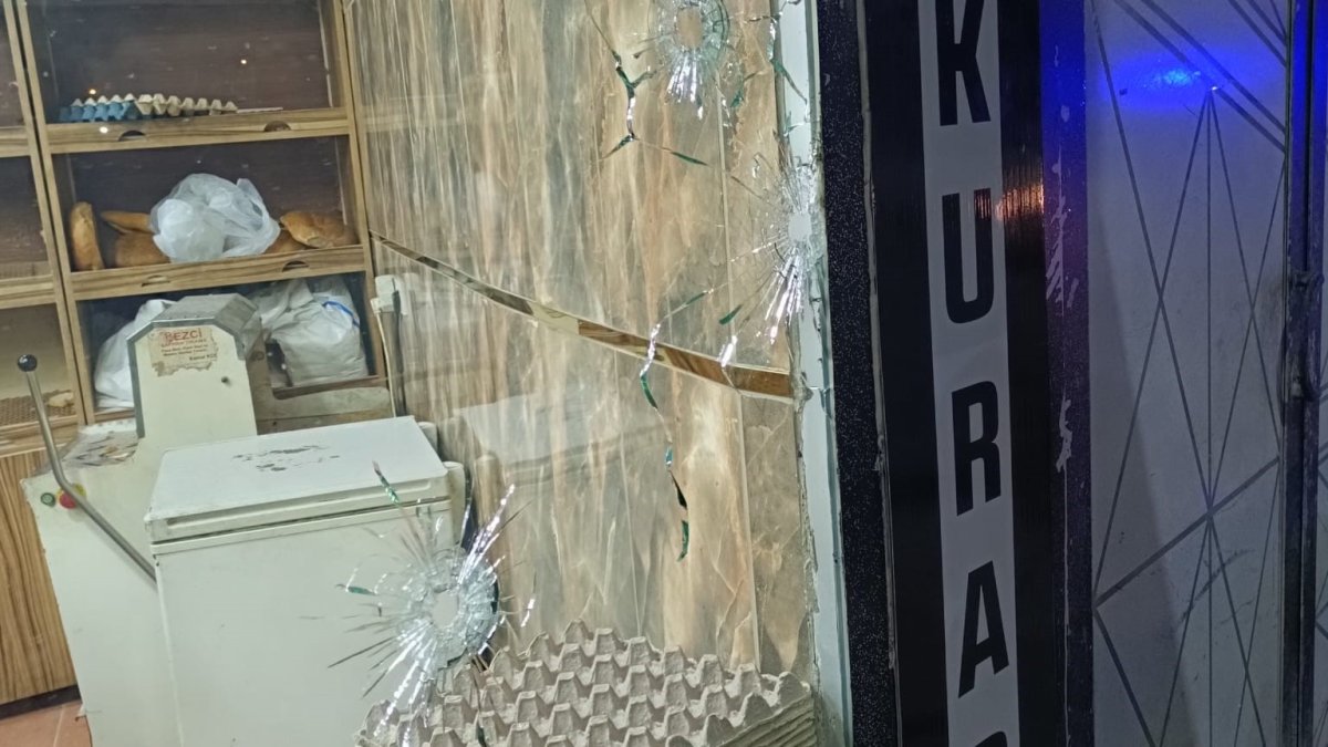 Arnavutköy'de fırına silahlı saldırı