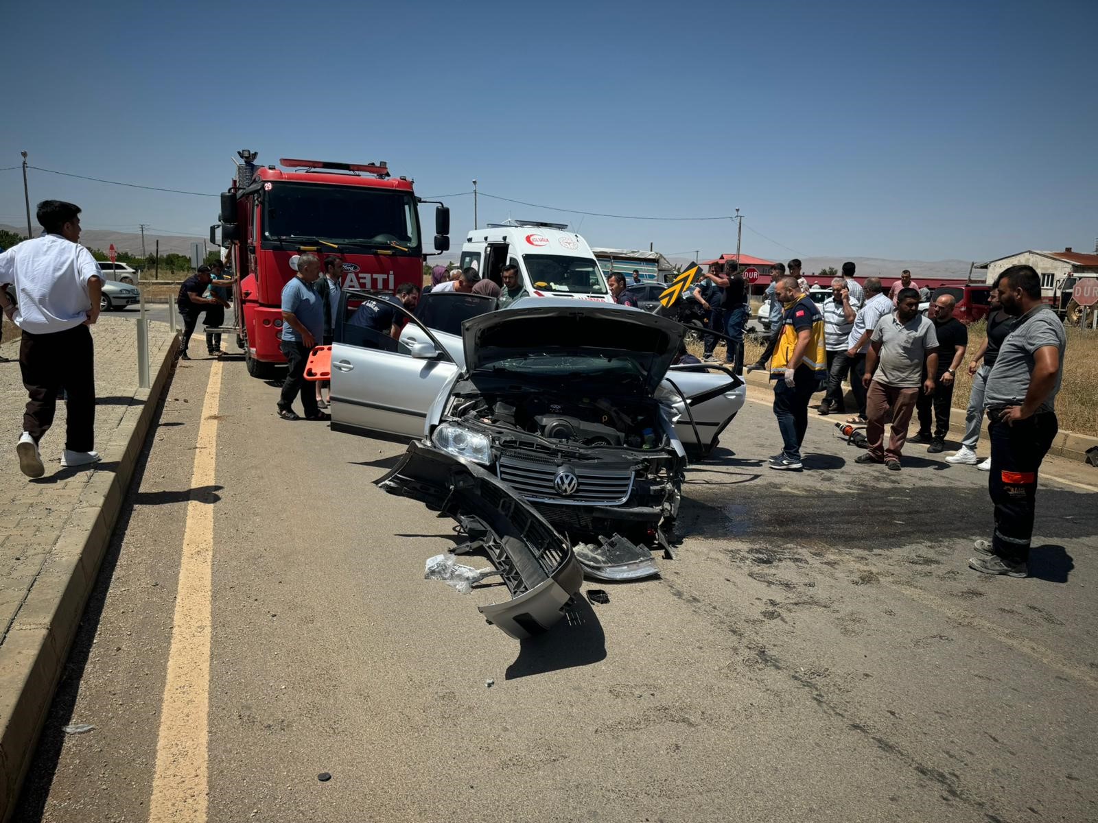 Kahramanmaraş’ta otomobiller çarpıştı: 2'si ağır 4 yaralı