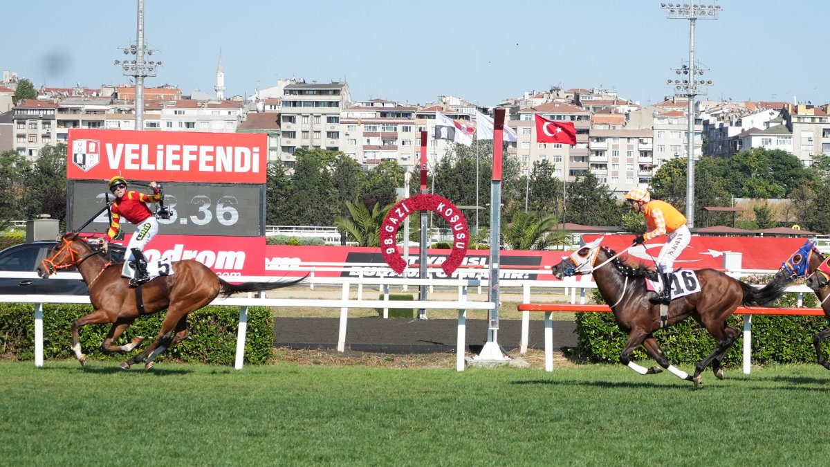 98. Gazi Koşusu'nu Dragon Flame kazandı