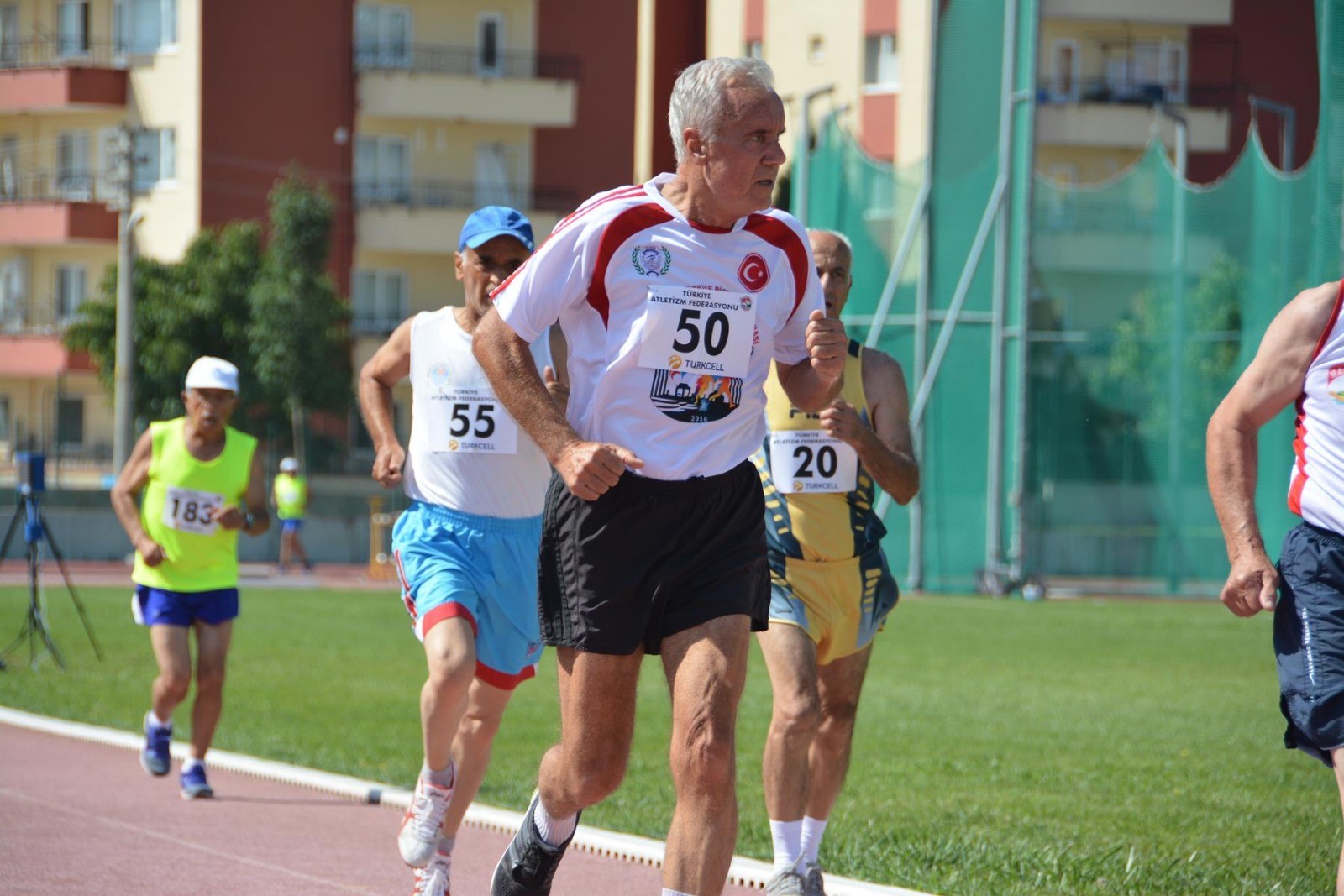 Denizli’de hafta sonu atletizm rüzgarı esecek