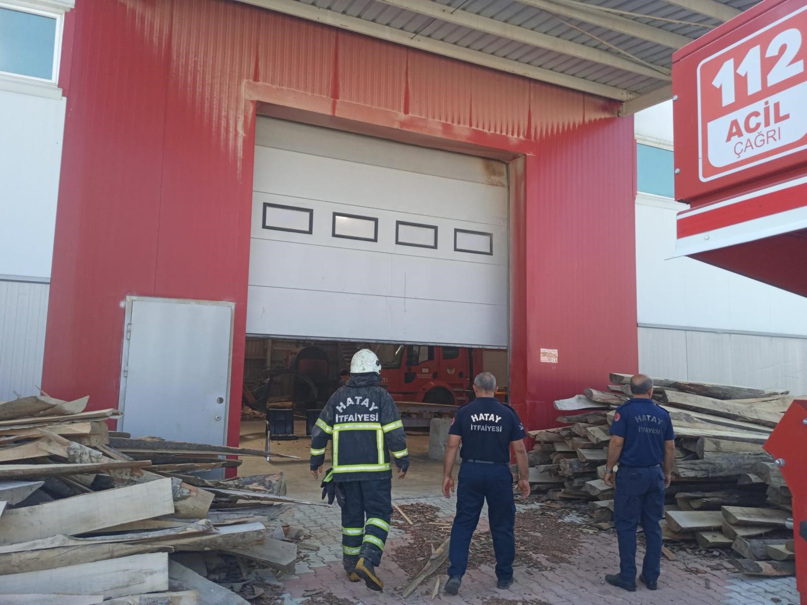 Hatay'da marangoz atölyesinde yangın çıktı