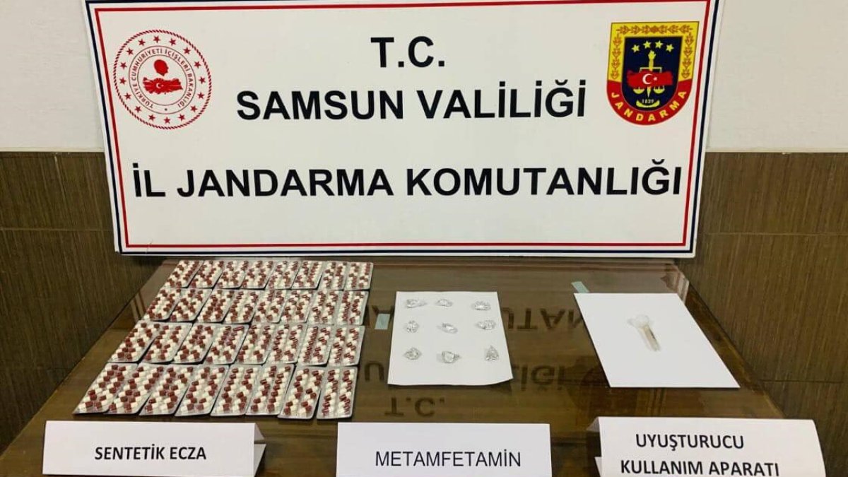 Samsun'da uyuşturucudan iki kişi gözaltına alındı