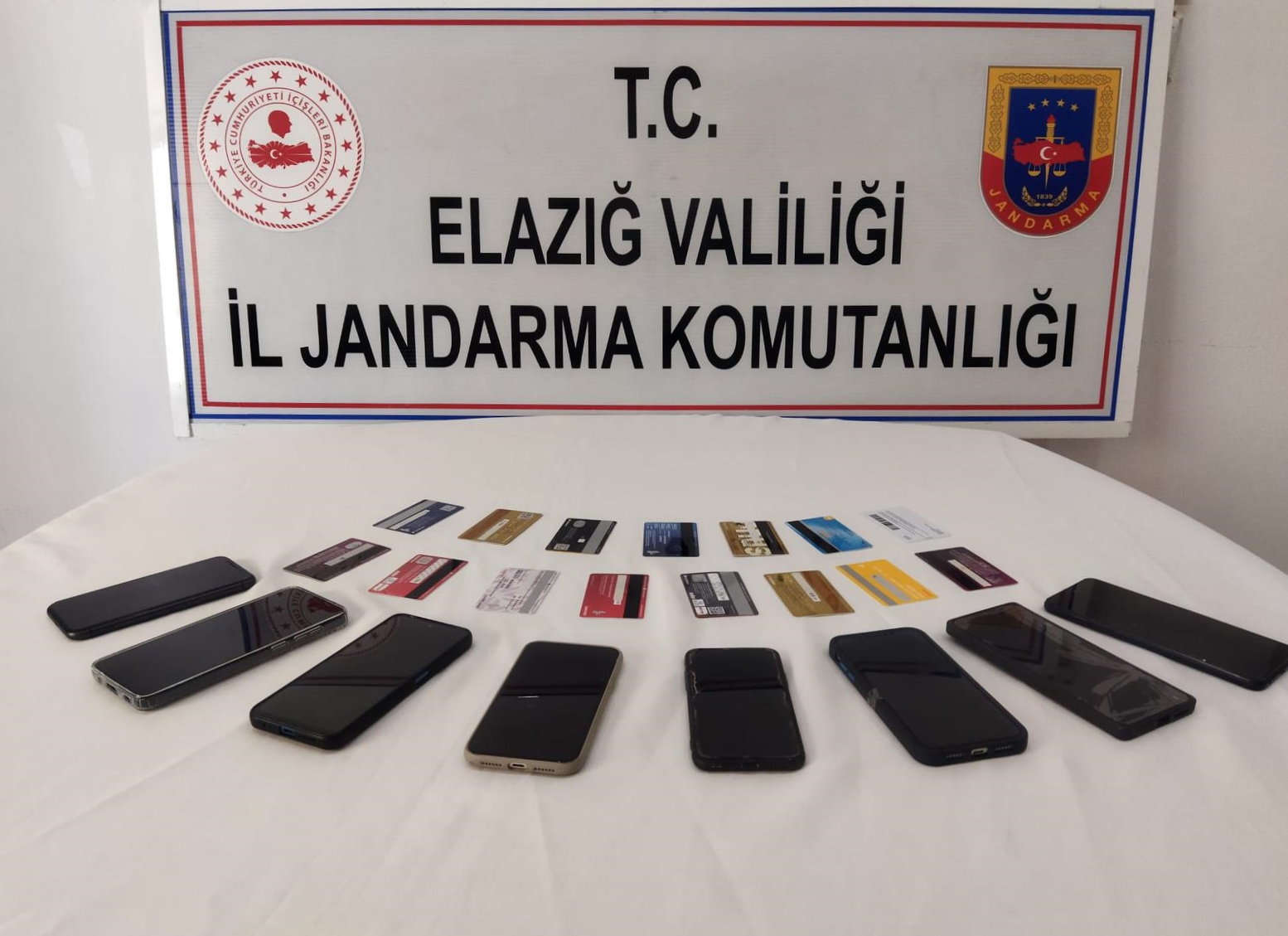 Elazığ merkezli 4 ilde operasyon! 10 kişi tutuklandı