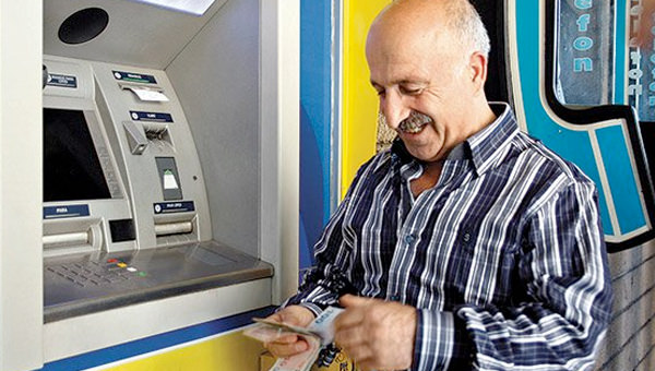 Emeklilerin ikramiyeleri ödeniyor