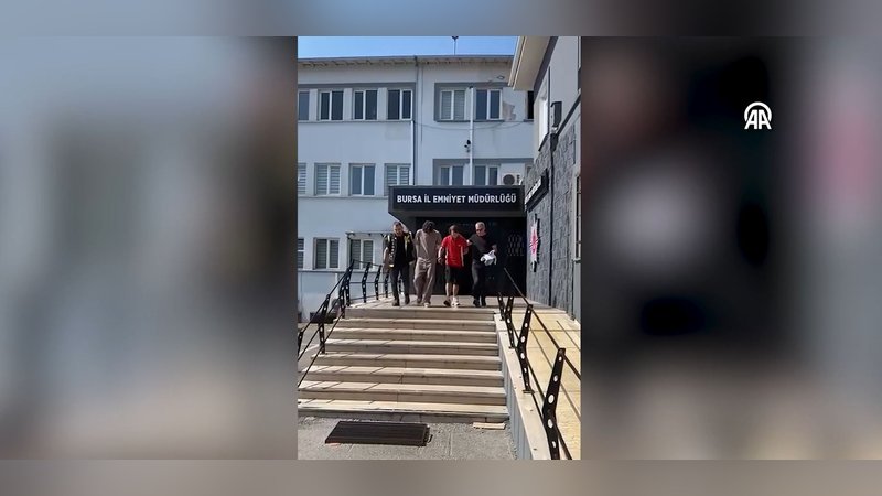 Bursa'da bıçaklı kavga! 1 kişi öldü