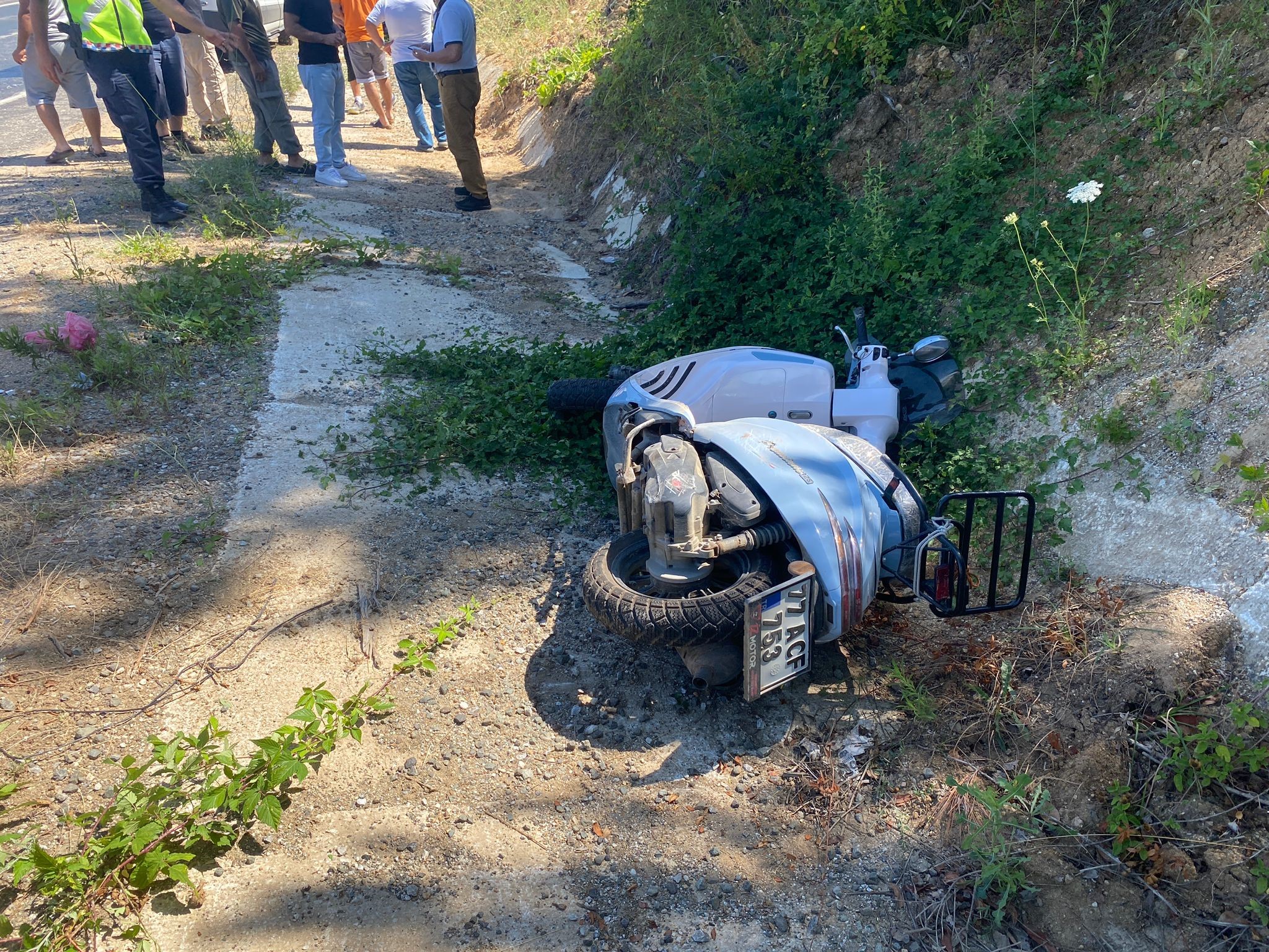 Yalova’da motosiklet kamyona çarptı: 1 ölü
