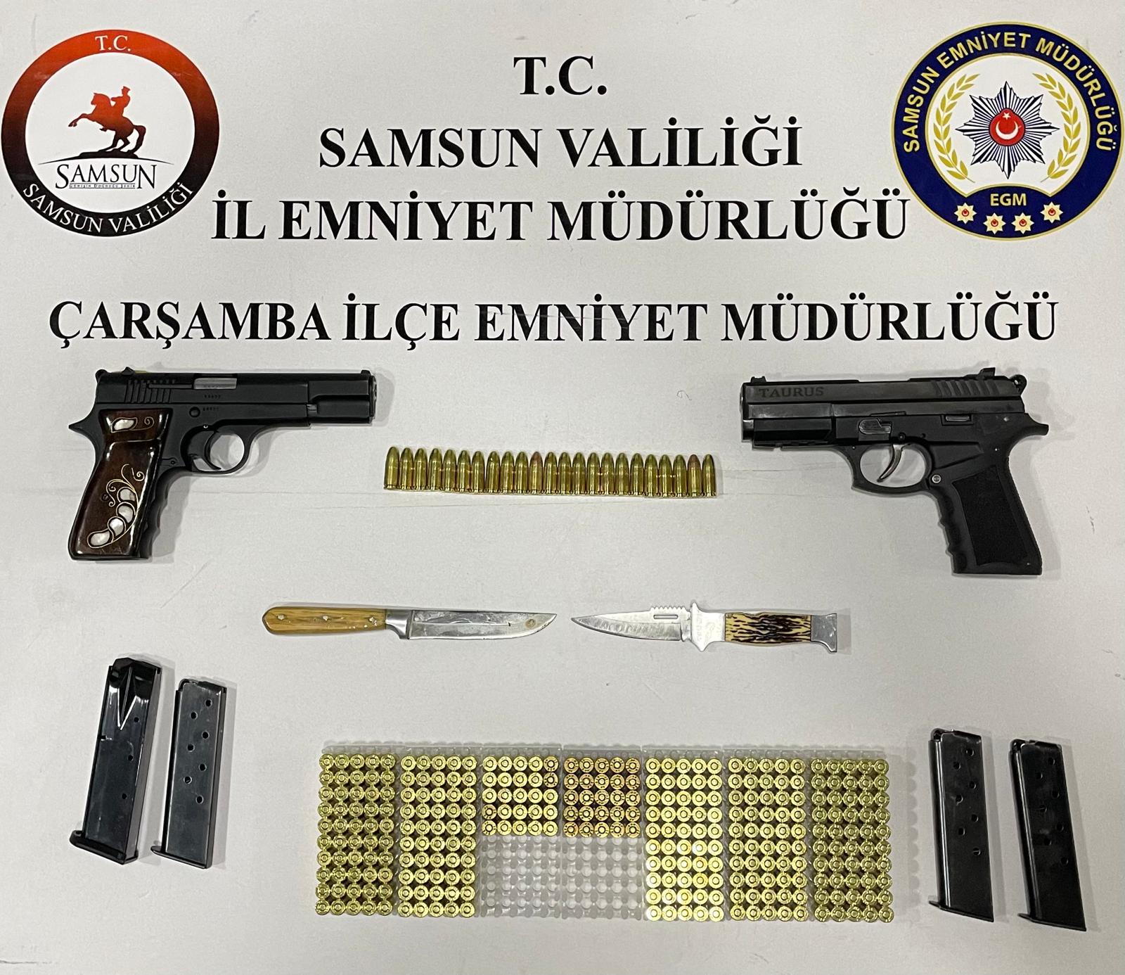 Samsun'da 2 ruhsatsız tabanca ele geçirildi