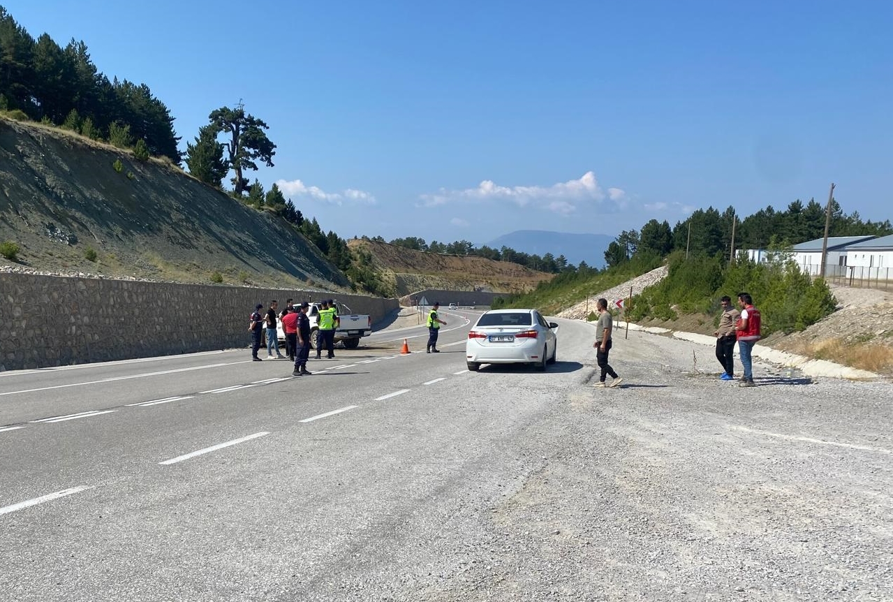 Çorum'da trafik kazası '1 ölü 3 yaralı'