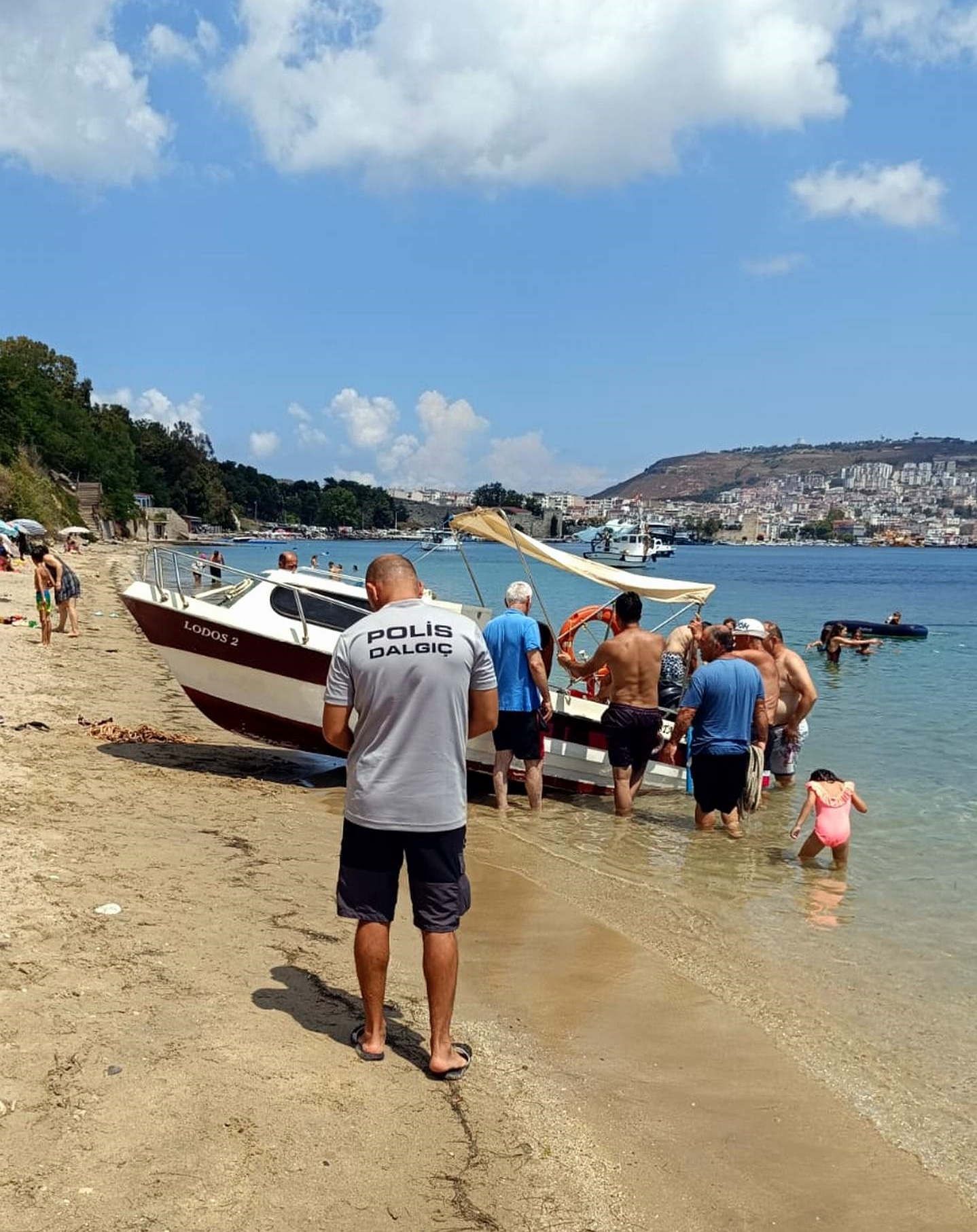 Sinop'ta tekne alabora oldu