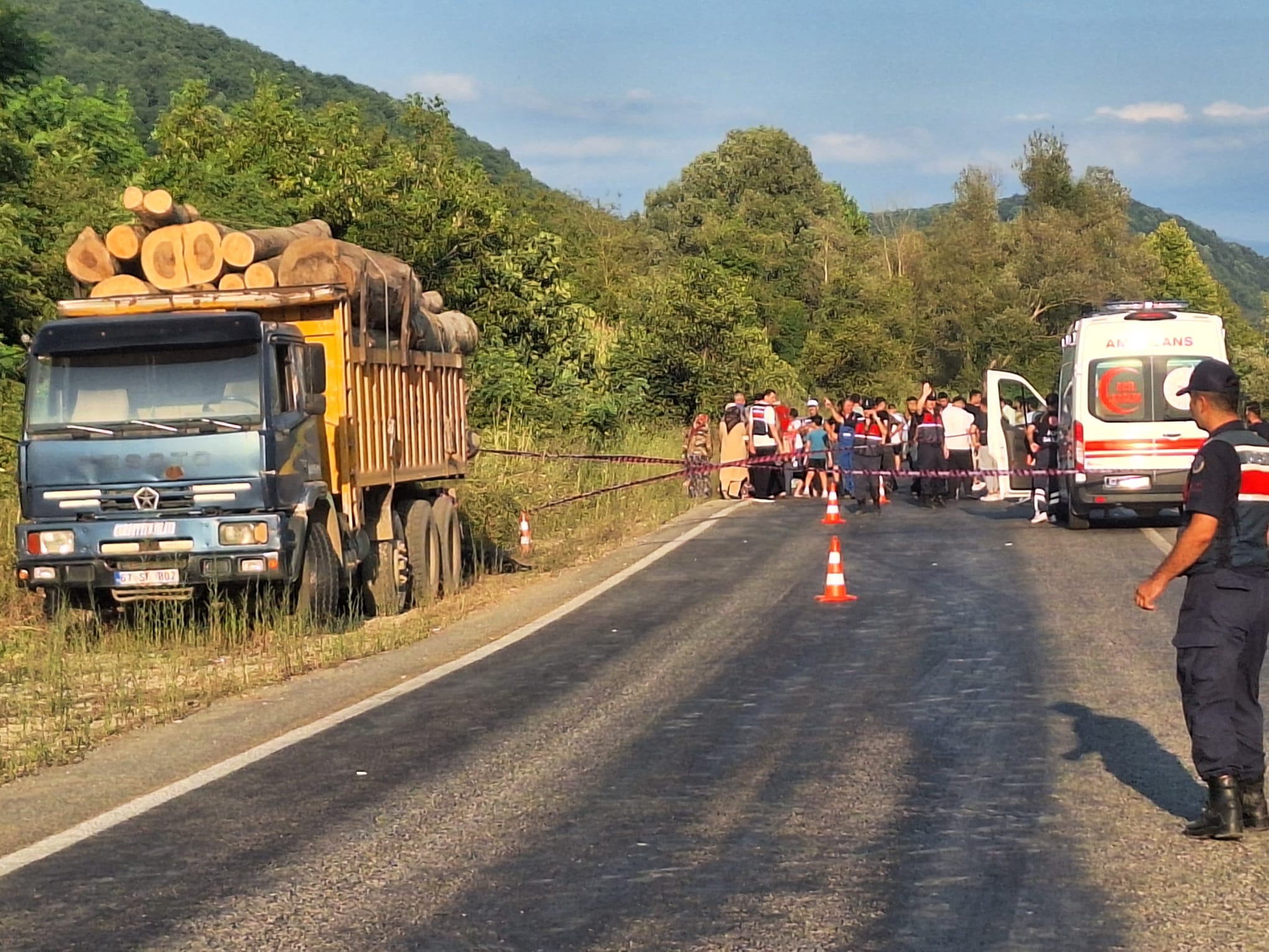 Zonguldak’ta kamyonun çarptığı bisiklet sürücüsü can verdi