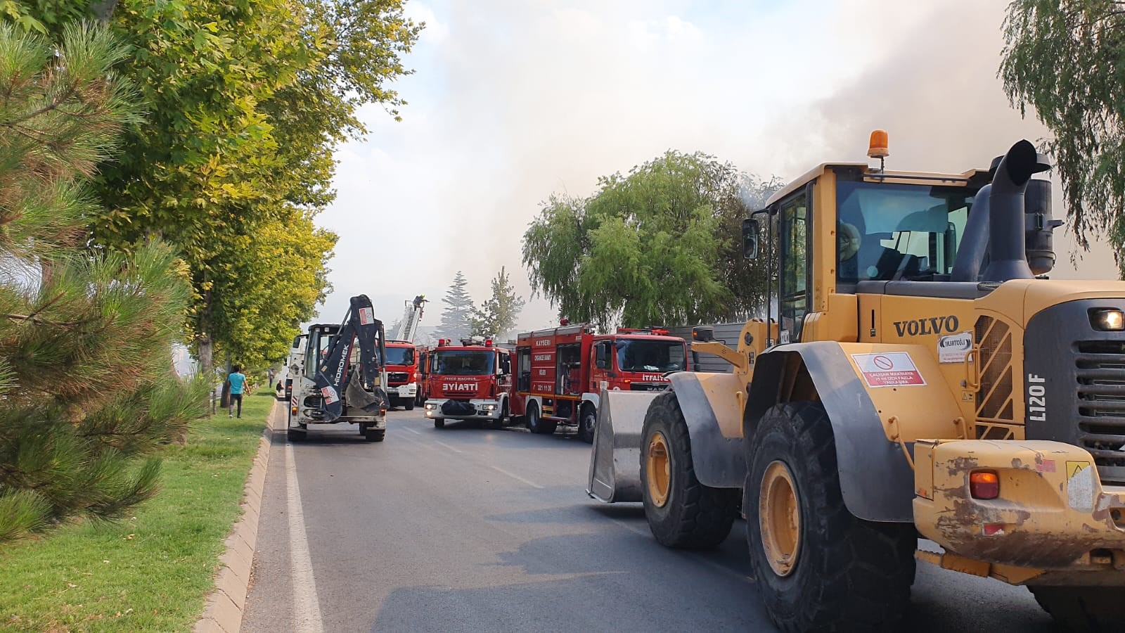 Kayseri'de kağıt fabrikasında yangın çıktı