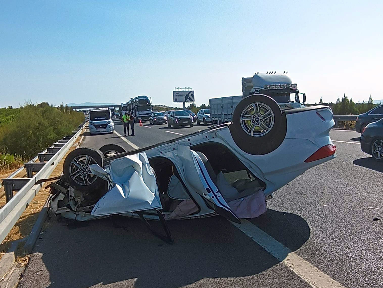 Manisa’da otomobiller çarpıştı: 5 yaralı