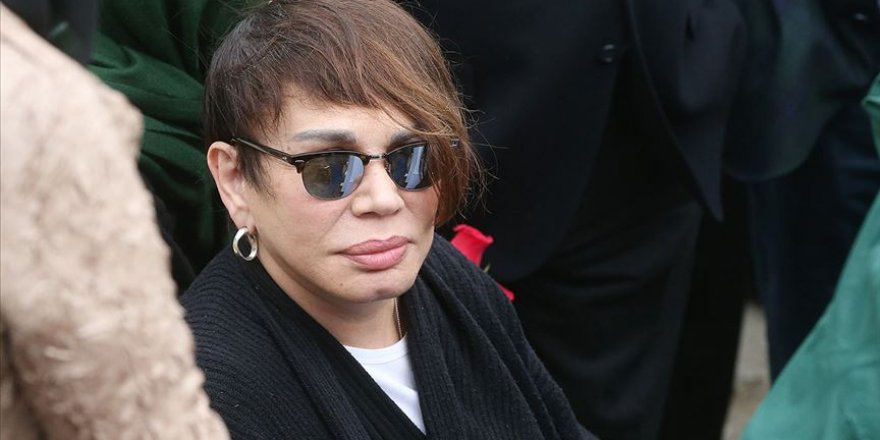 Sezen Aksu'nun babası hayatını kaybetti