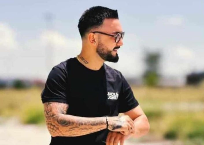 Profesyonel yüzücü ve cankurtaran boğularak can verdi