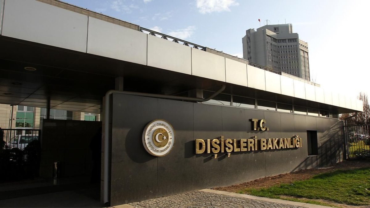 Dışişleri Bakanlığı'ndan Lübnan uyarısı