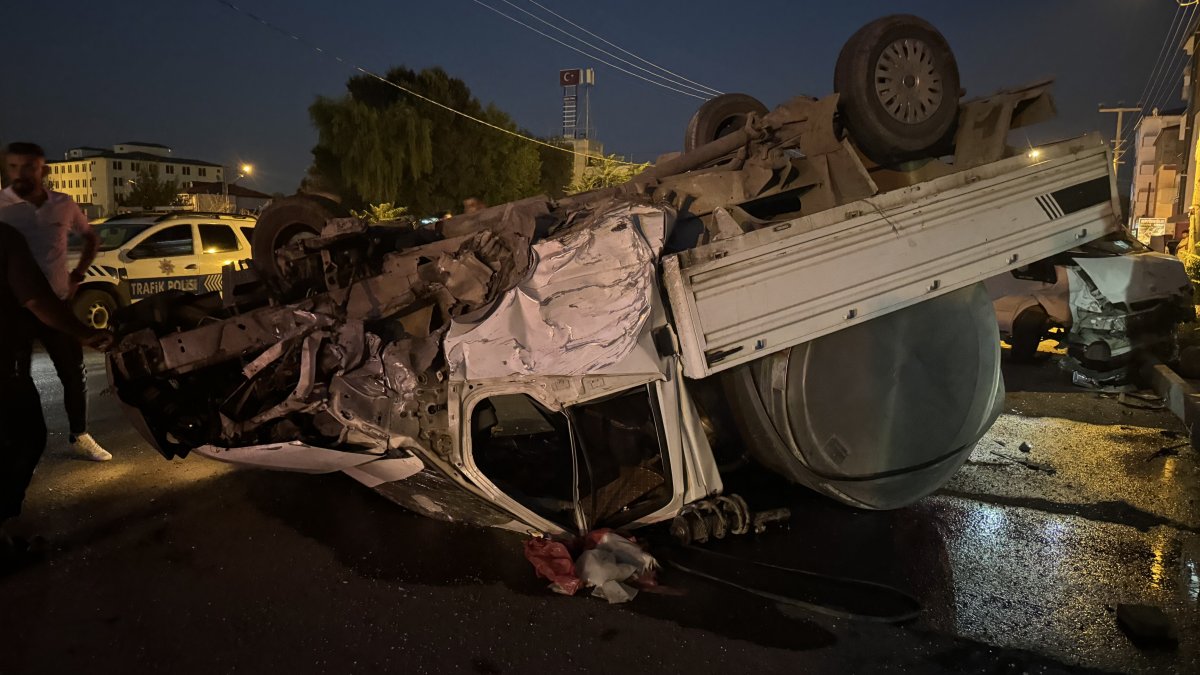 Iğdır'da süt kamyonlarının karıştığı zincirleme kaza: 4 yaralı