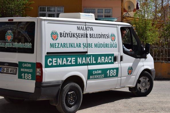 Göğsünden silahla vurulmuş halde bulundu