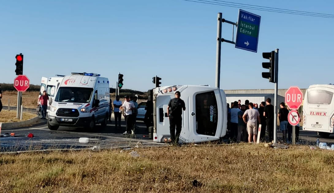 Tekirdağ'da feci kaza: 12 yaralı