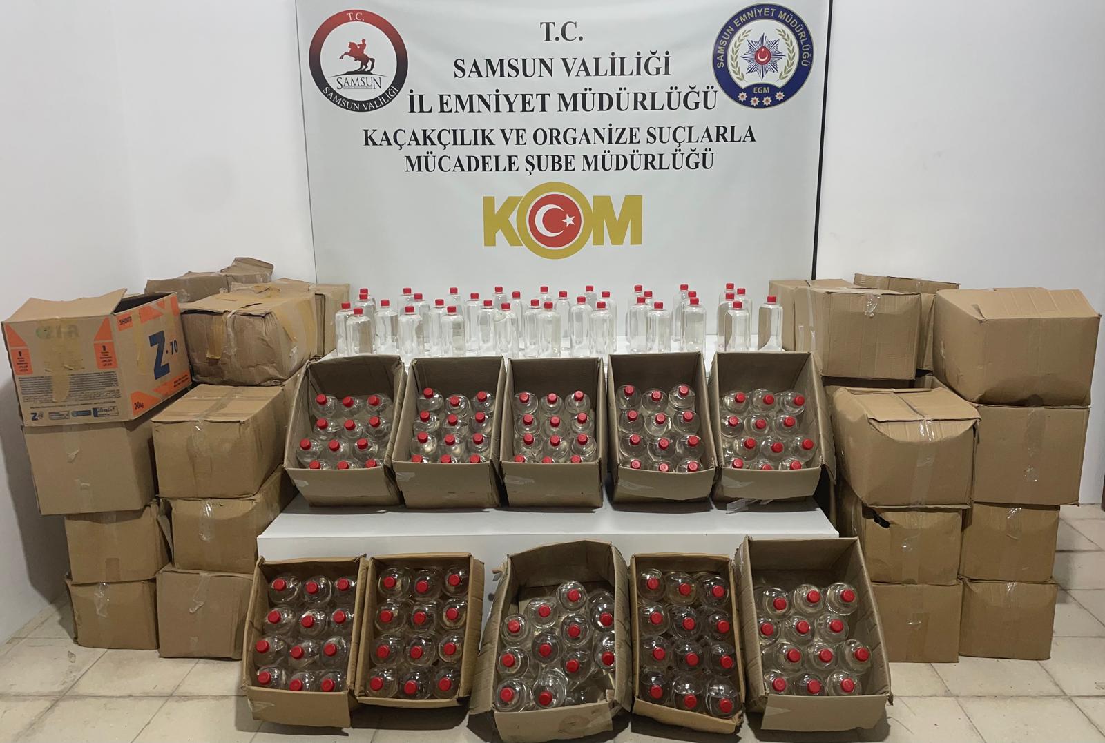 Samsun'da yüzlerce litre etil alkol ele geçirildi