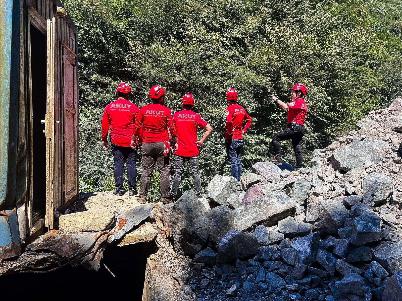 Giresun’da dere kenarında kadın cesedi bulundu