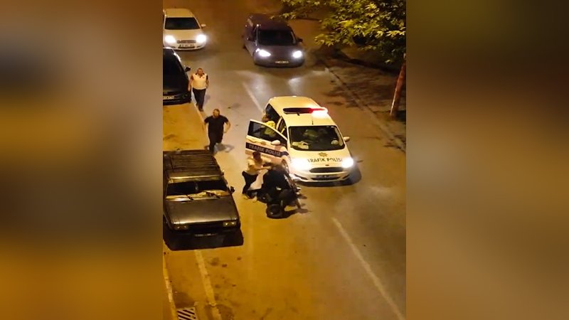 Kastamonu'da gürültü kavgası kameraya yansıdı