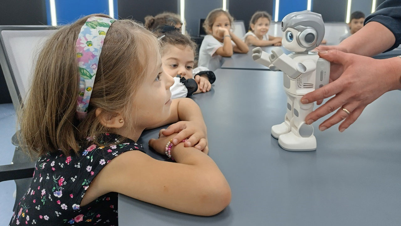 Miniklere hem eğlendi hem keşif yaptı