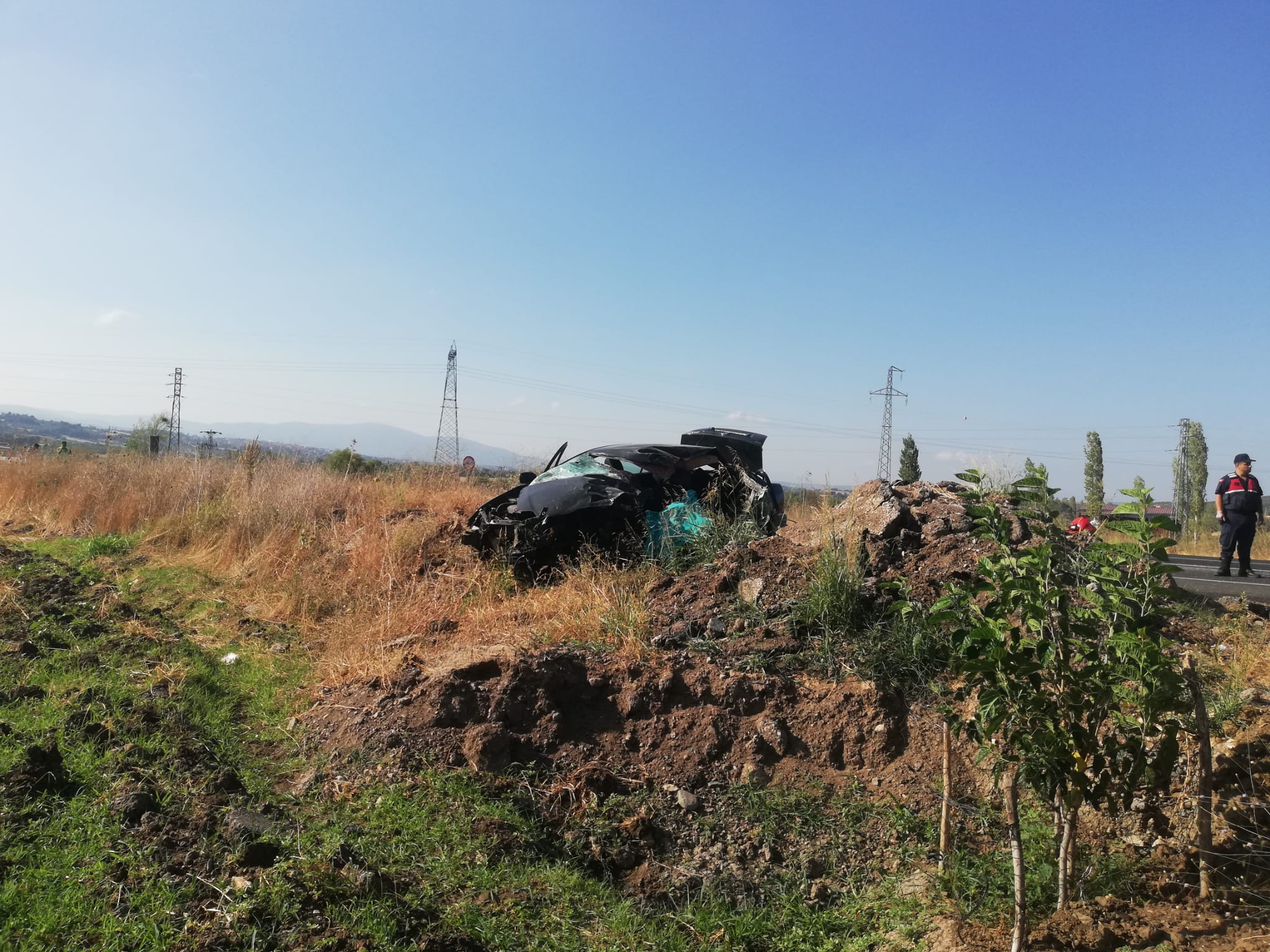 Balıkesir'de feci kaza: 1 ölü, 2 yaralı