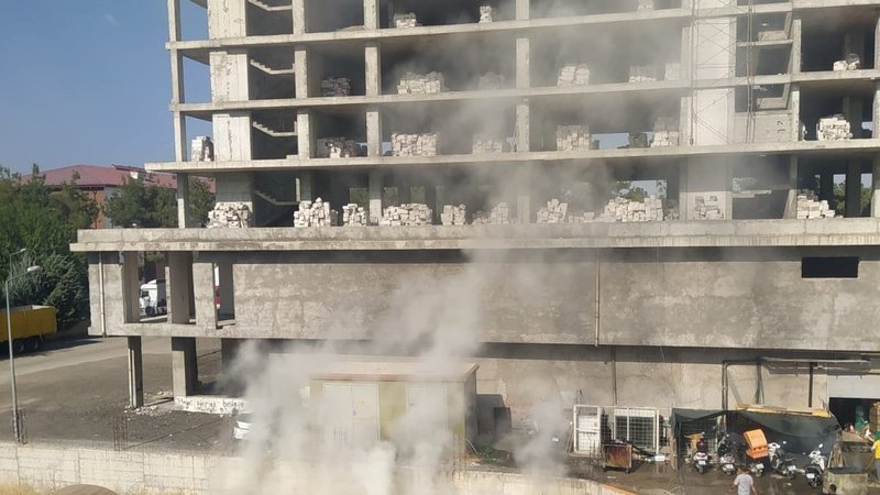 Adıyaman'da kuru ot yangını