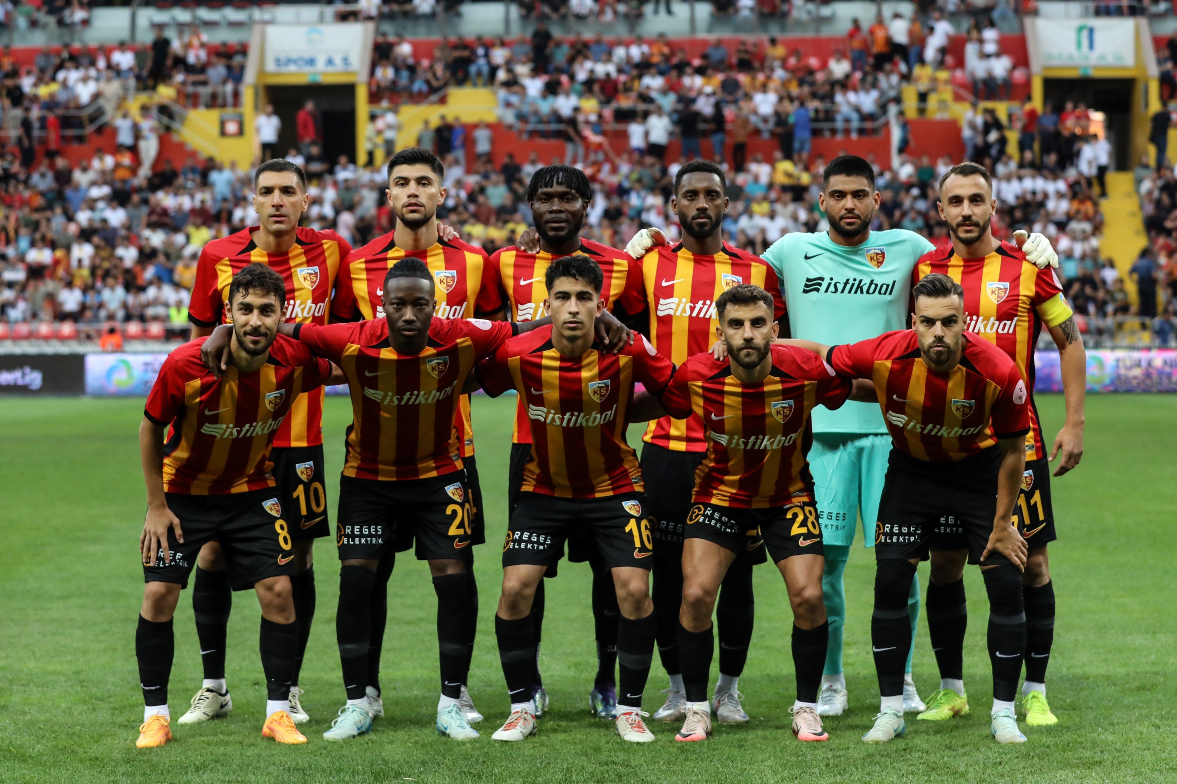Kayserispor!a sezonun ilk maçında ceza