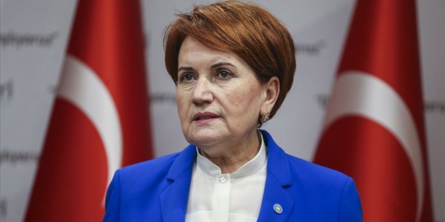 Akşener’den Diyarbakır’da nöbet tutan annelere destek